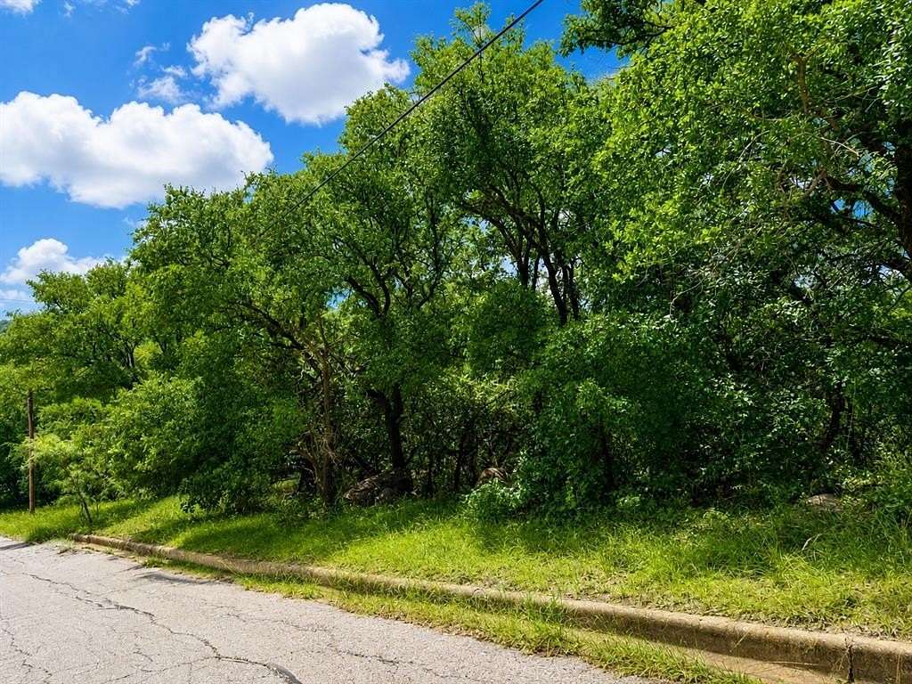 0.32 Acres of Residential Land for Sale in Mineral Wells, Texas