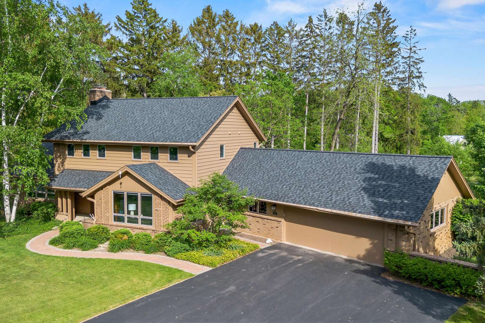 1.82 Acres of Land with Home for Sale in River Hills, Wisconsin