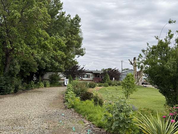2.16 Acres of Land with Home for Sale in Prosser, Washington