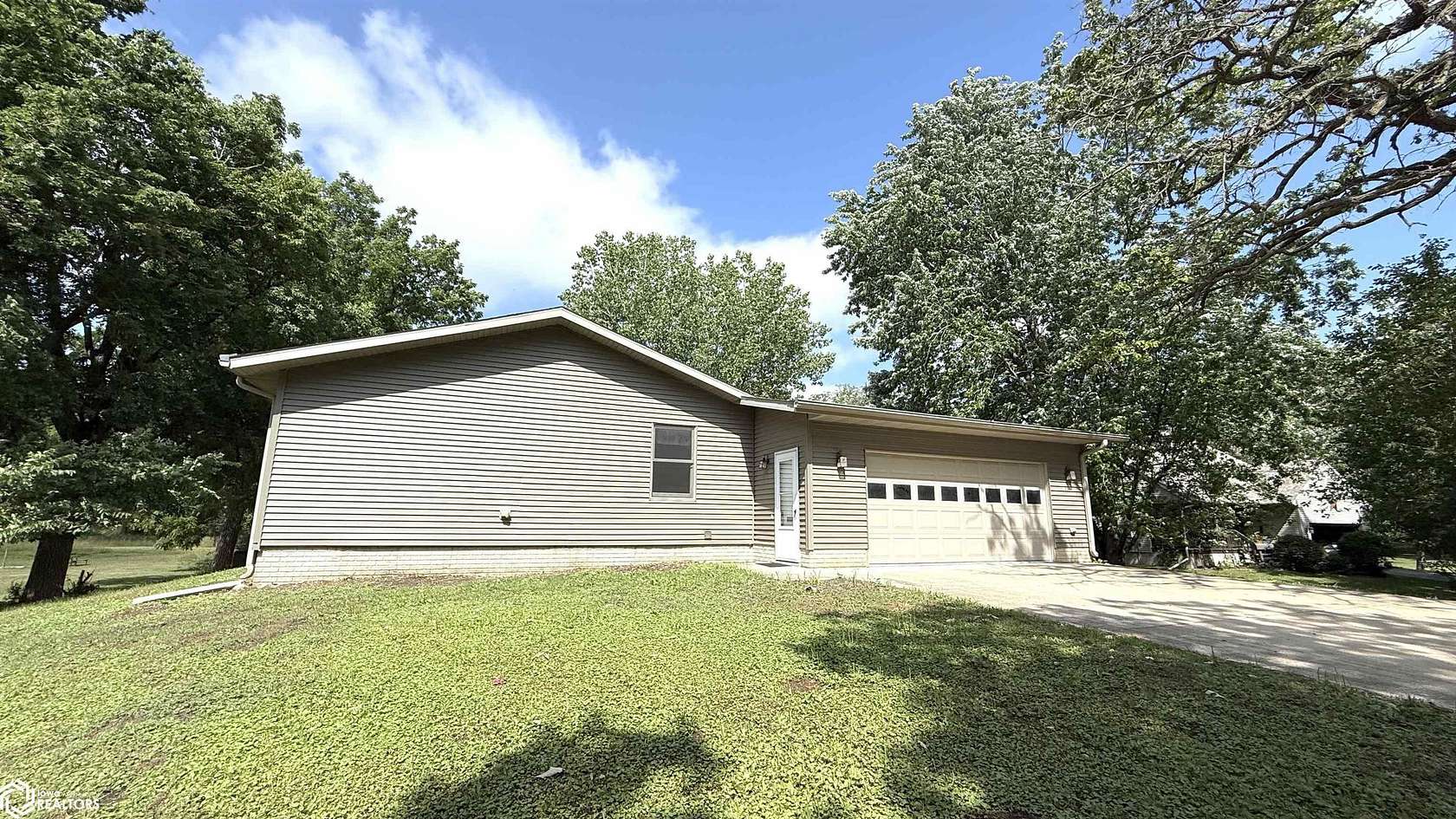 1.53 Acres of Land with Home for Sale in Mason City, Iowa