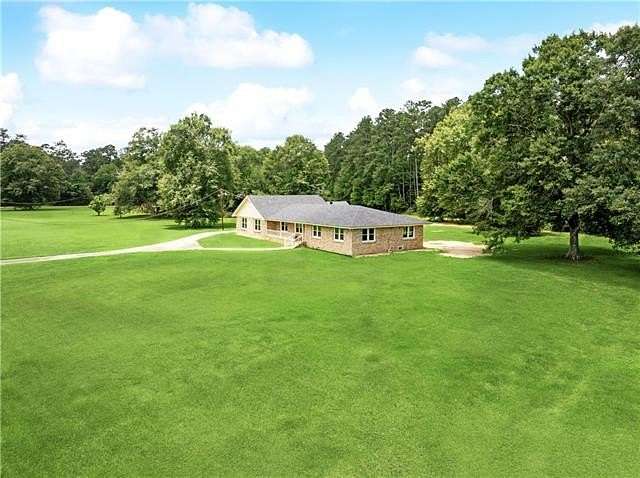 4 Acres of Land with Home for Sale in Ponchatoula, Louisiana