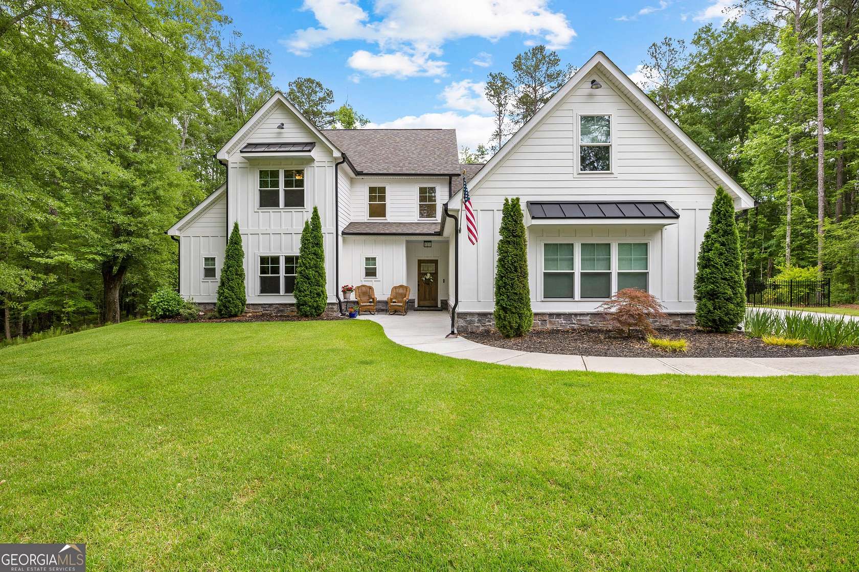 2.39 Acres of Land with Home for Sale in Fayetteville, Georgia