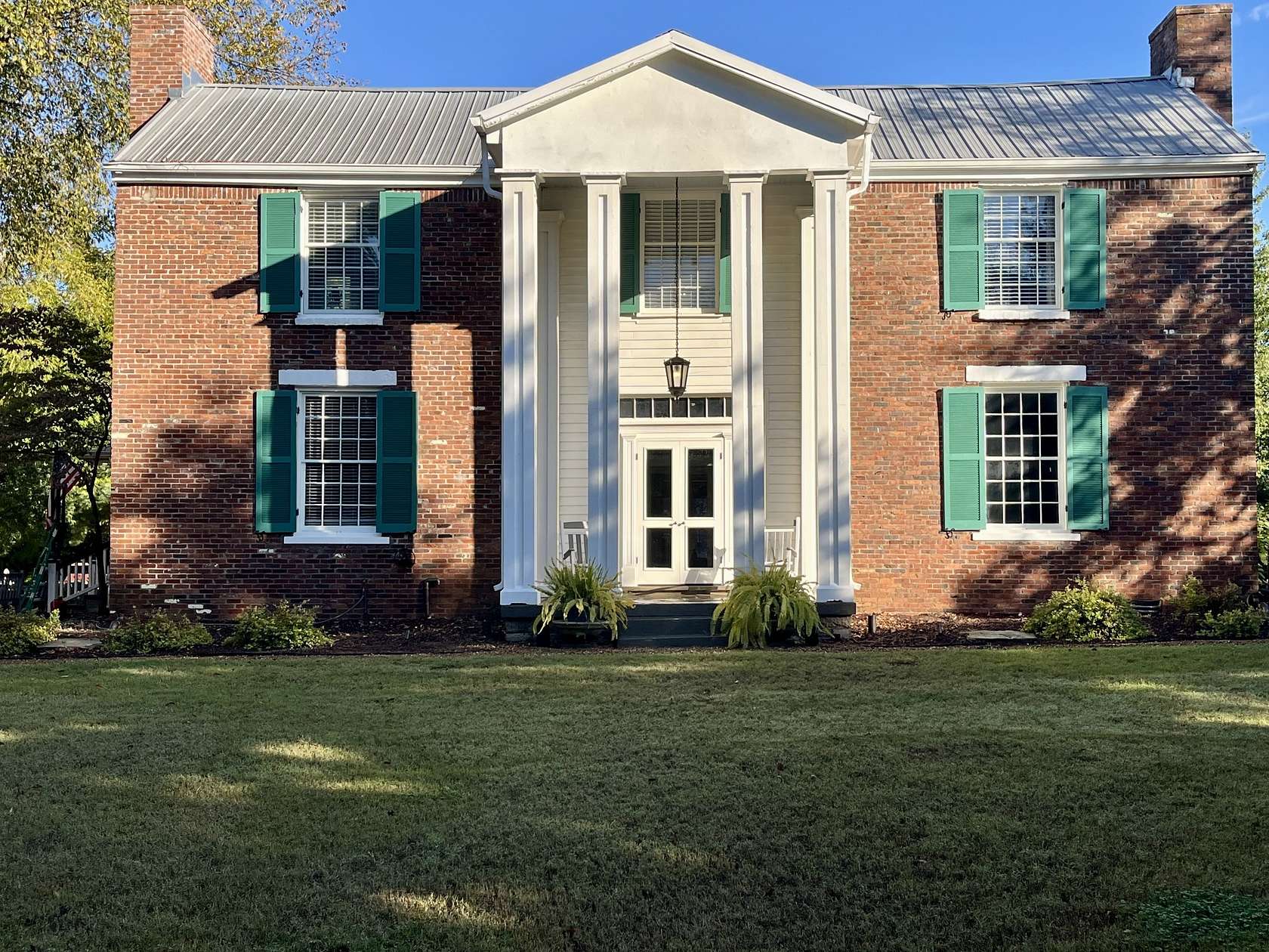 1.6 Acres of Land with Home for Sale in Franklin, Tennessee
