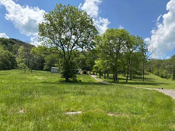 50 Acres of Land for Sale in Watertown, Tennessee