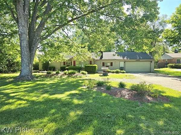 0.62 Acres of Residential Land for Sale in Troy, Michigan