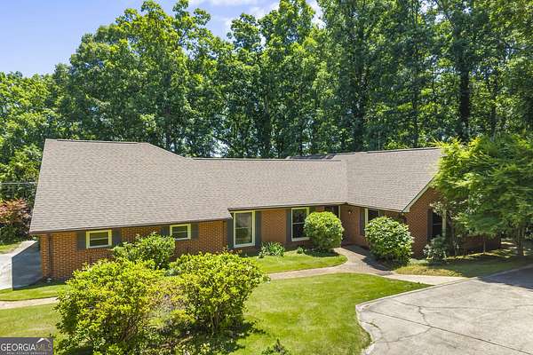 1.53 Acres of Land with Home for Sale in Elberton, Georgia