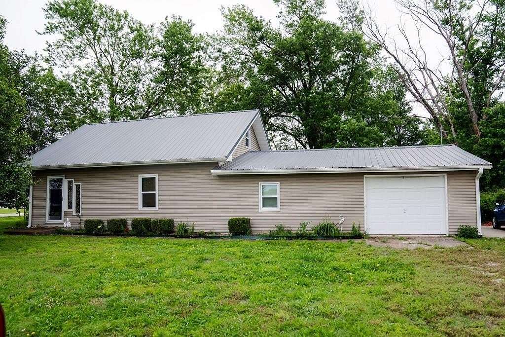 3 Acres of Land with Home for Sale in Altamont, Kansas