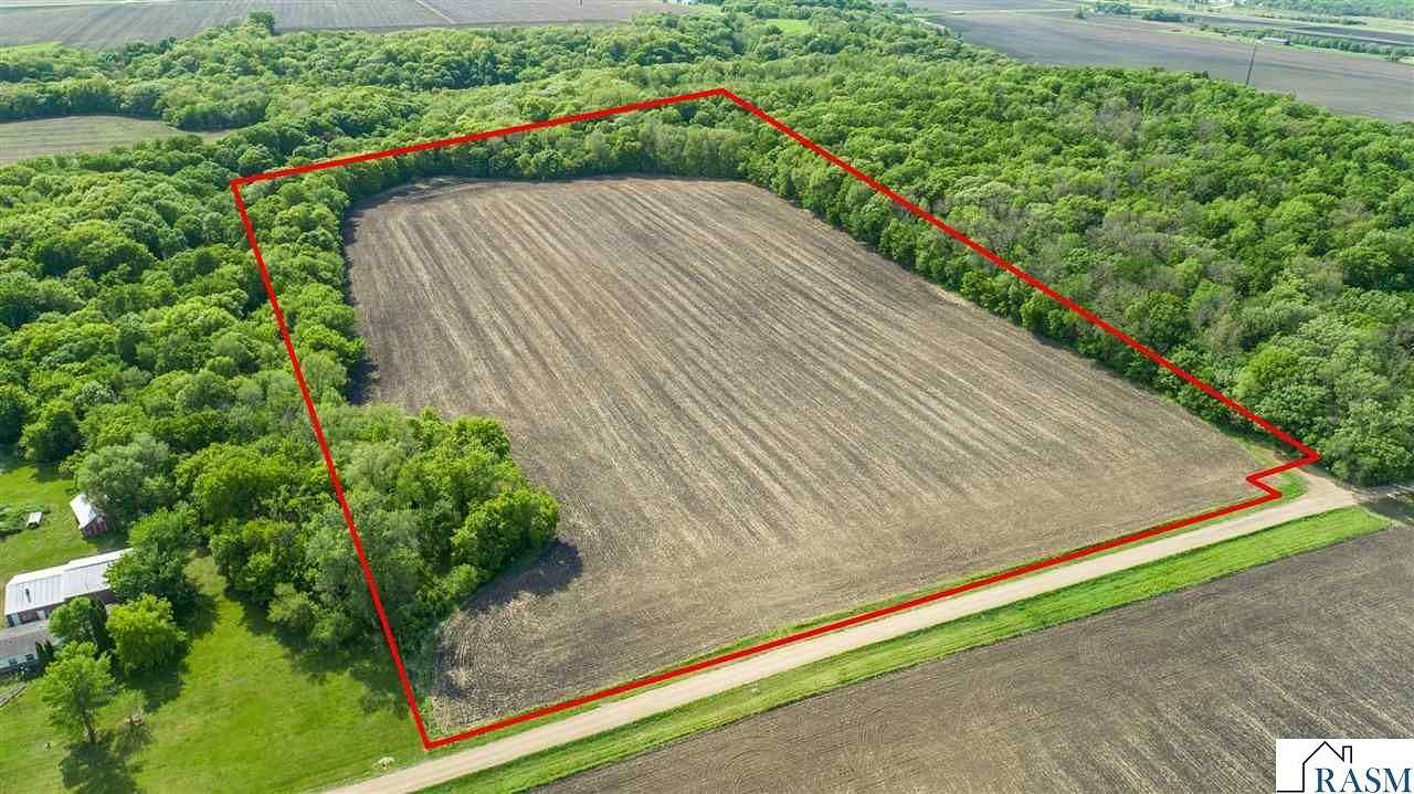21.2 Acres of Land for Sale in Lake Crystal, Minnesota