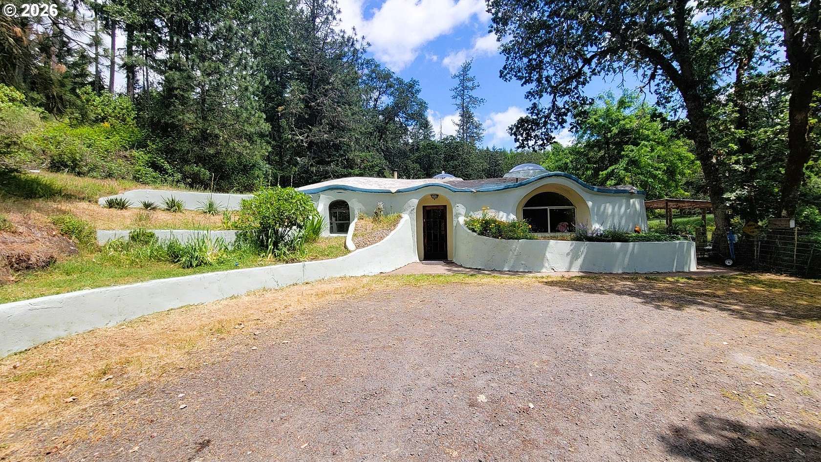 5.5 Acres of Land with Home for Sale in Eugene, Oregon