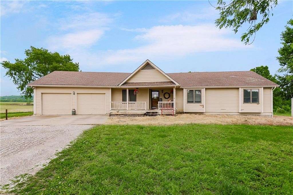 6.3 Acres of Land with Home for Sale in Tonganoxie, Kansas