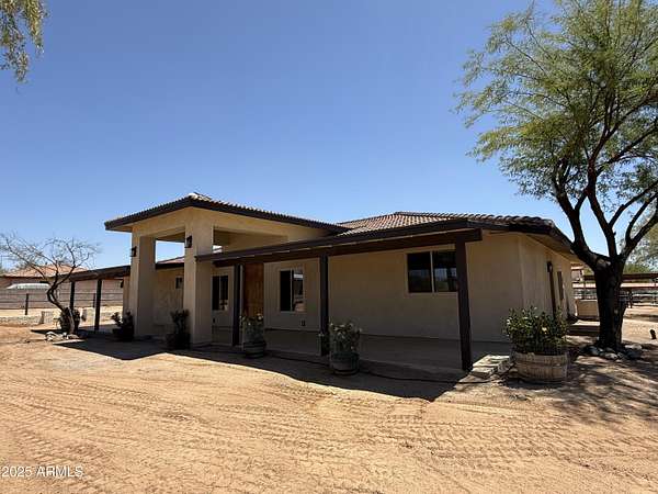 1.7 Acres of Land with Home for Lease in Cave Creek, Arizona