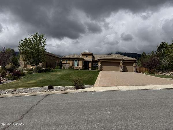 2 Acres of Land with Home for Sale in Reno, Nevada