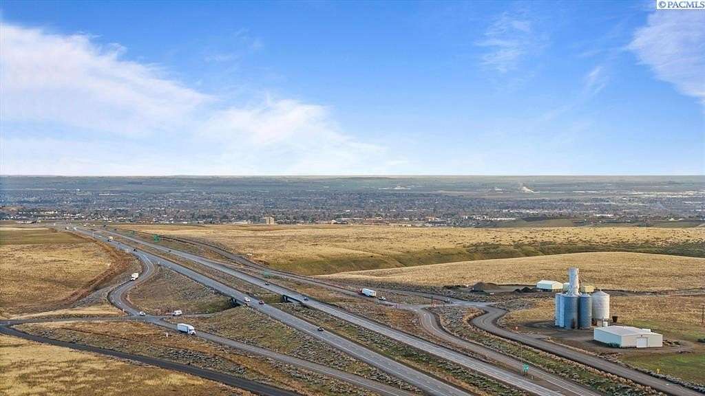 5 Acres of Land for Sale in Kennewick, Washington
