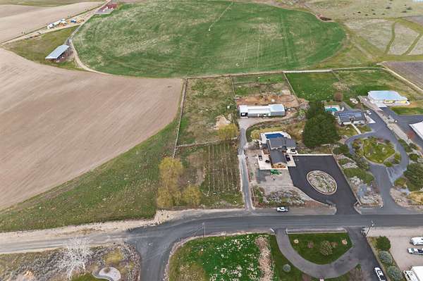 2.33 Acres of Residential Land for Sale in Kennewick, Washington