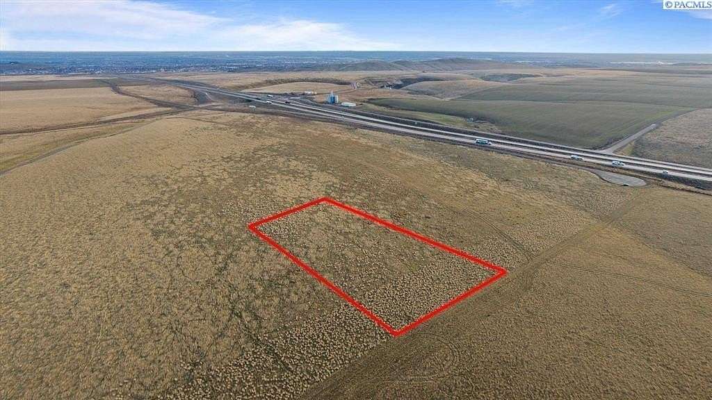 5 Acres of Residential Land for Sale in Kennewick, Washington