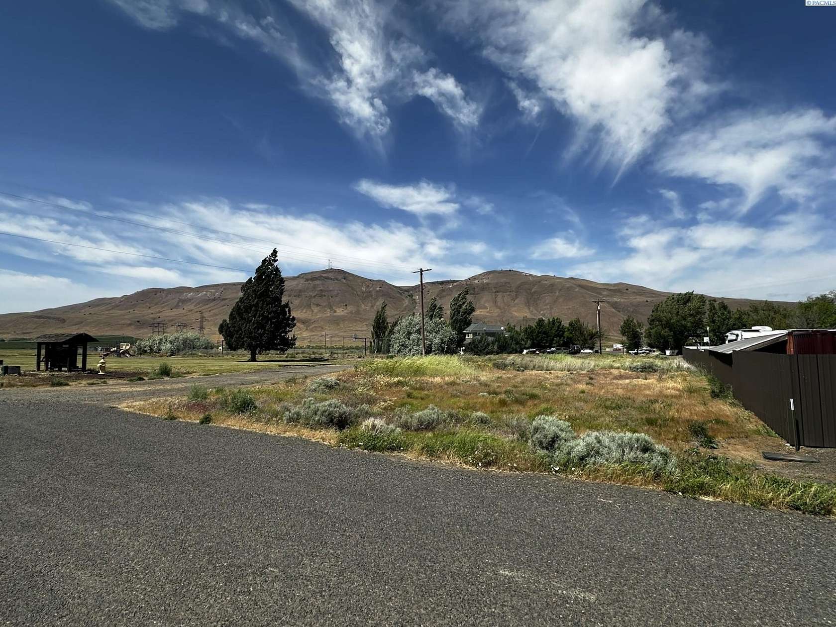 0.18 Acres of Residential Land for Sale in Roosevelt, Washington