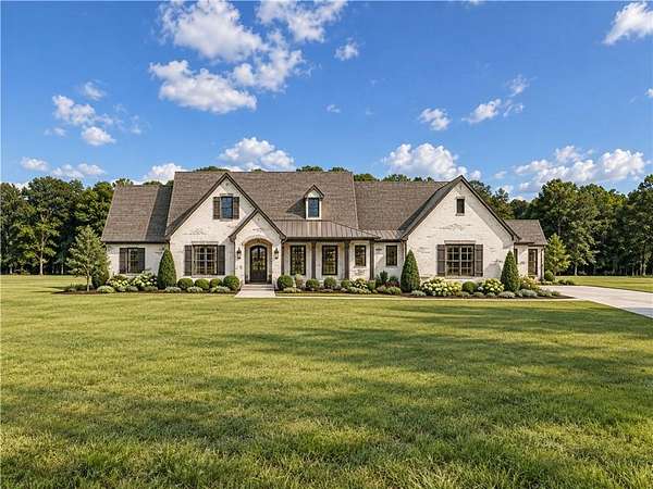 4 Acres of Land with Home for Sale in Auburn, Alabama