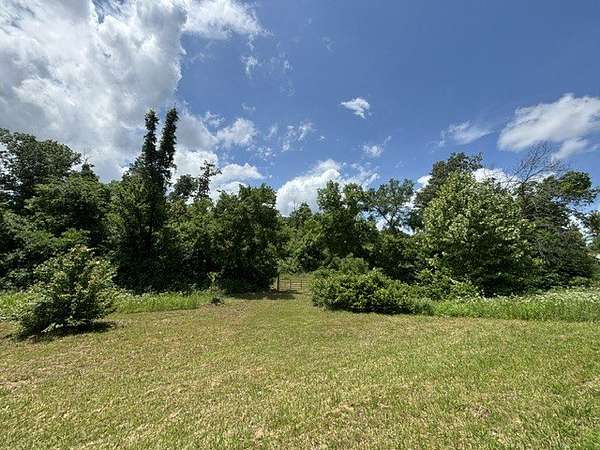 7.5 Acres of Land for Sale in Berryville, Arkansas