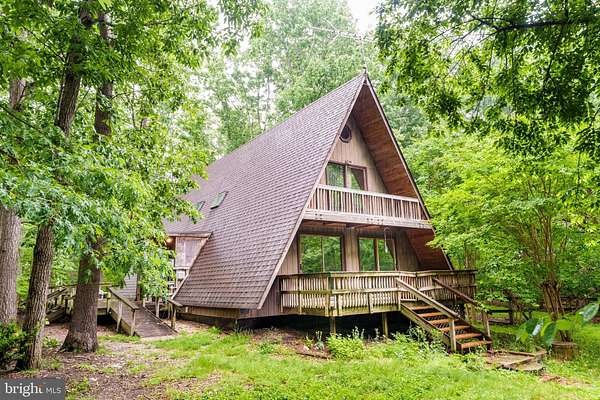 2 Acres of Land with Home for Sale in Elkton, Maryland