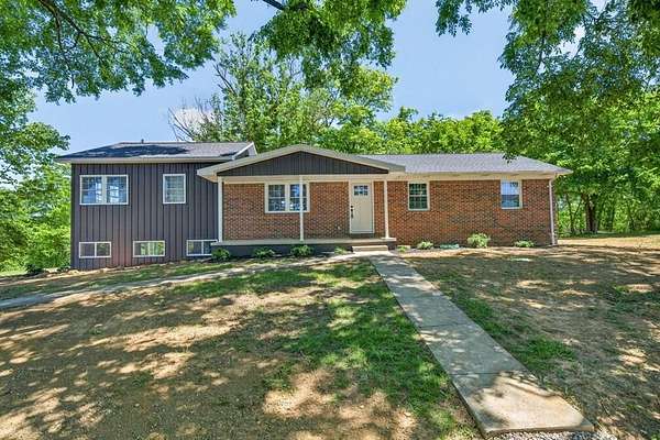 1.5 Acres of Land with Home for Sale in Byrdstown, Tennessee