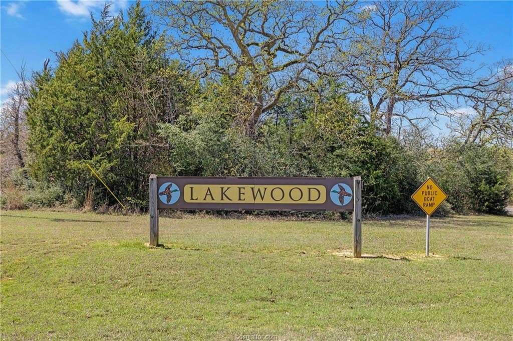 1.78 Acres of Residential Land for Sale in Marquez, Texas