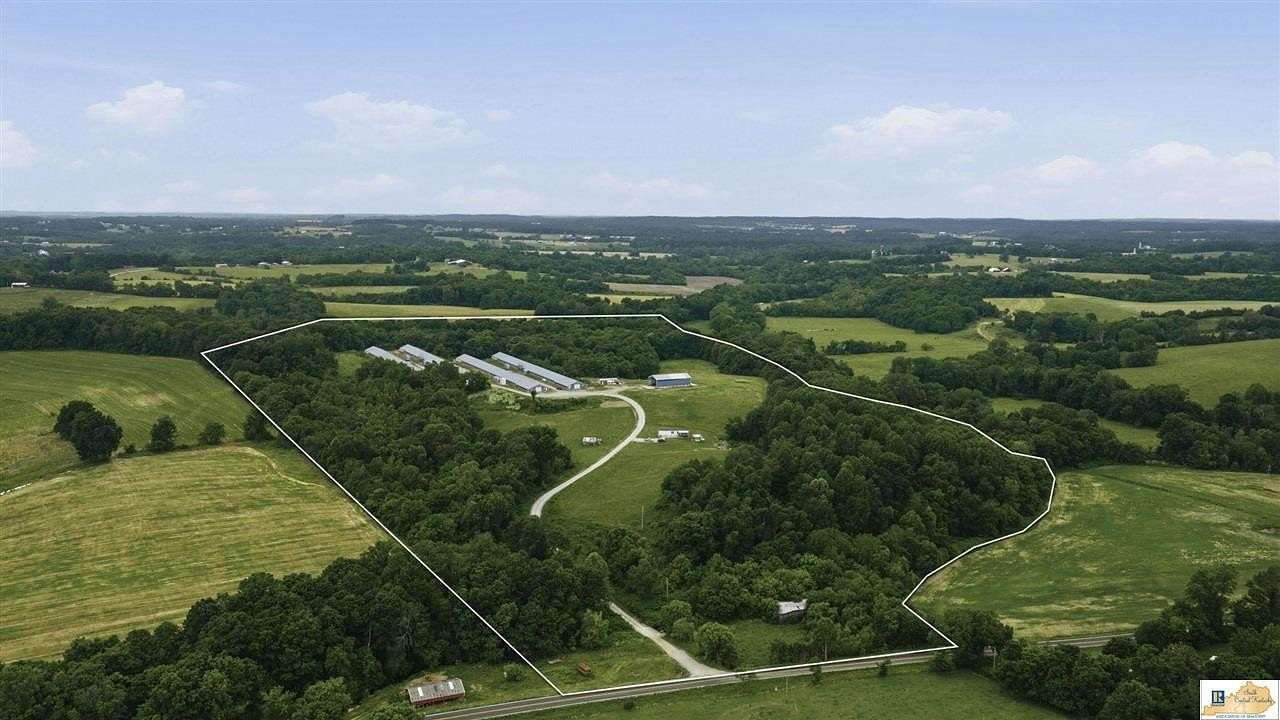 75.8 Acres of Agricultural Land with Home for Sale in Summer Shade, Kentucky