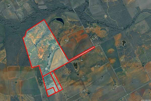 173 Acres of Land for Sale in St. Hedwig, Texas
