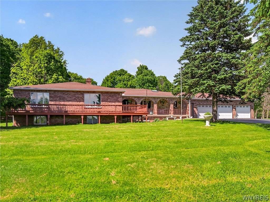 41.6 Acres of Land with Home for Sale in Brockport, New York