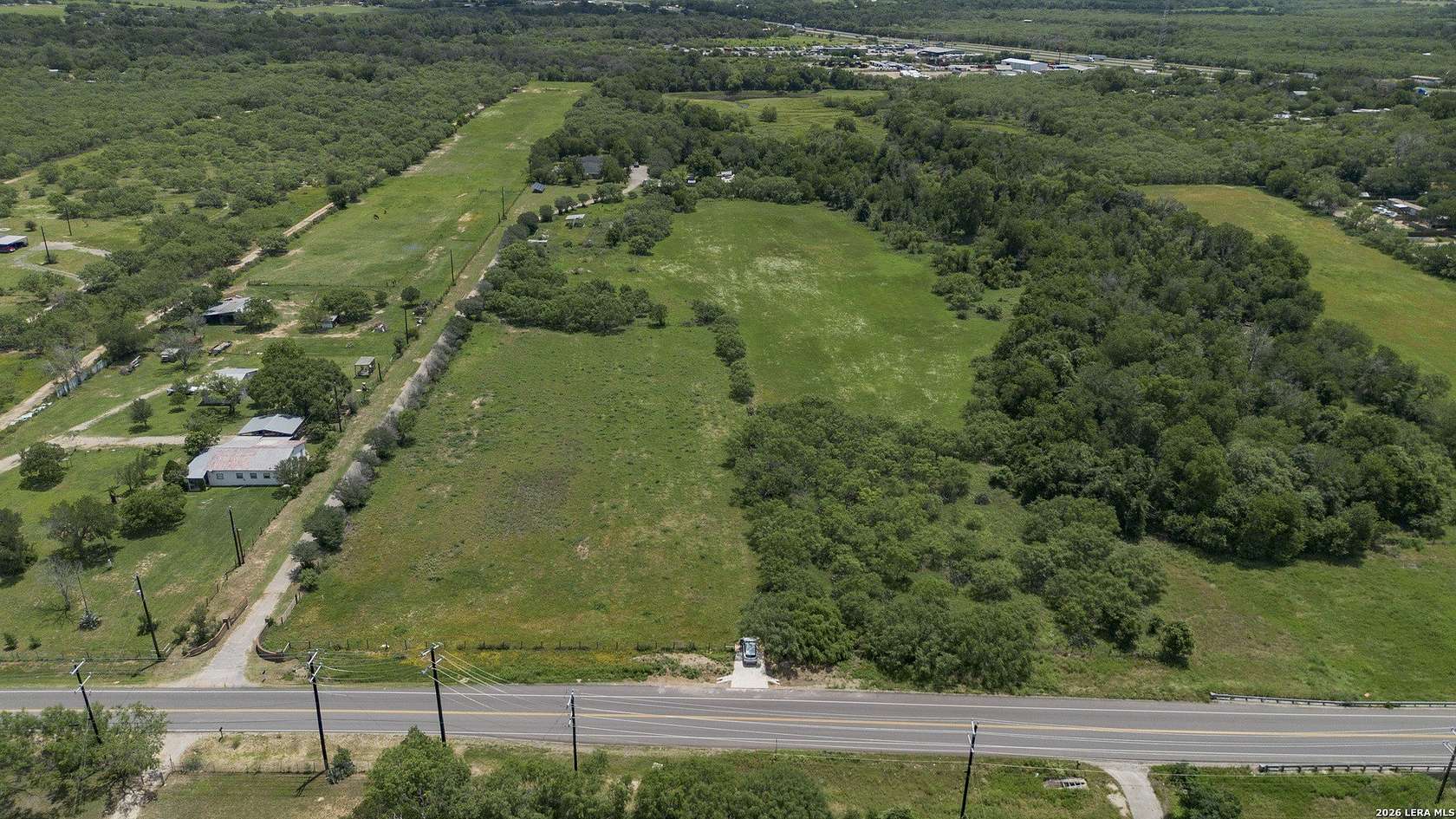 16.3 Acres of Land for Sale in Atascosa, Texas