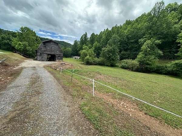 3.22 Acres of Residential Land for Sale in Whittier, North Carolina