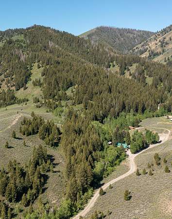 33.5 Acres of Recreational Land with Home for Sale in Ketchum, Idaho