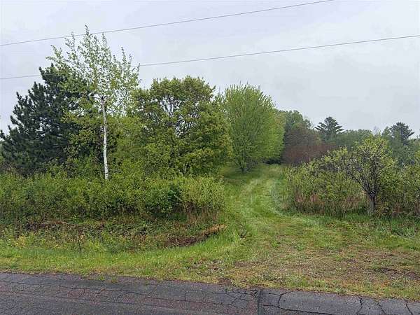 16 Acres of Recreational & Residential Land for Sale in Stanley, Wisconsin
