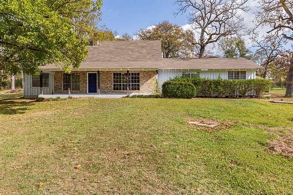 30.4 Acres of Land with Home for Sale in Shelbyville, Texas