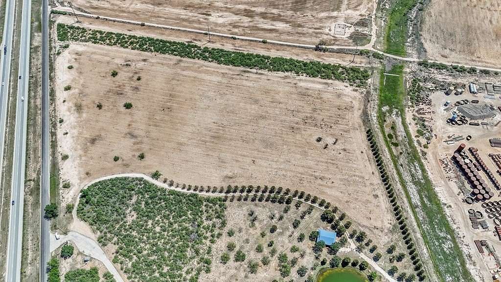 14 Acres of Commercial Land for Sale in Midland, Texas