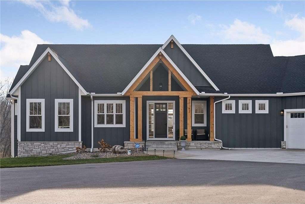 10.7 Acres of Land with Home for Sale in Nowthen, Minnesota