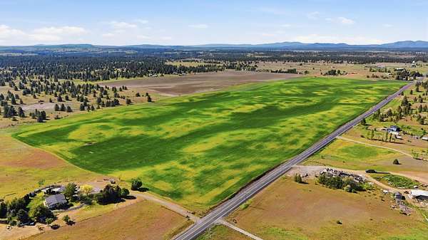 10 Acres of Commercial Land for Sale in Medical Lake, Washington