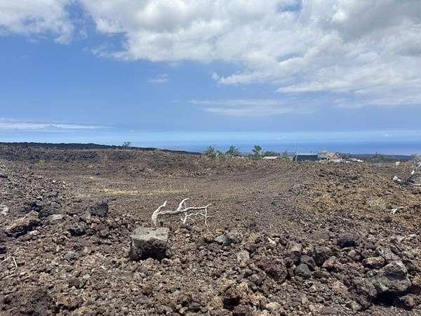 3 Acres of Residential Land for Sale in Hawaiian Ocean View, Hawaii