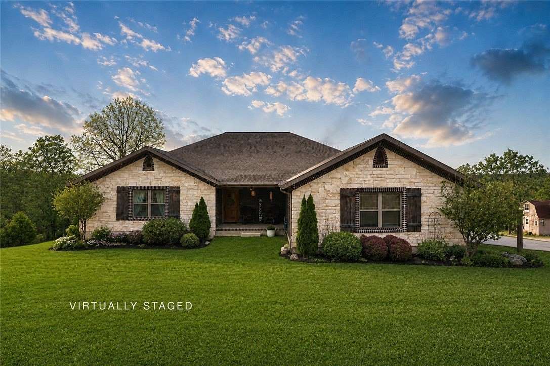 5 Acres of Land with Home for Sale in Huntsville, Arkansas
