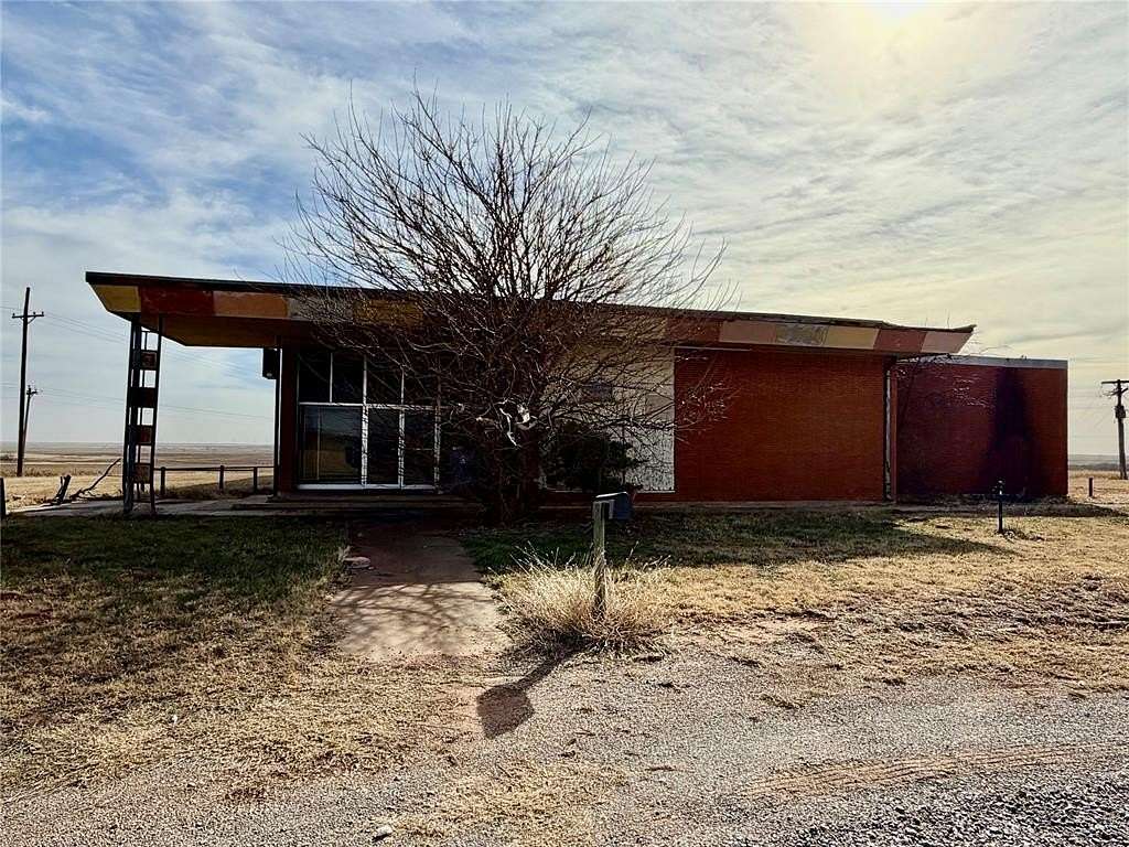 1.86 Acres of Commercial Land for Sale in Cordell, Oklahoma