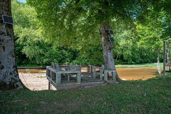 1.76 Acres of Residential Land for Sale in Westpoint, Tennessee