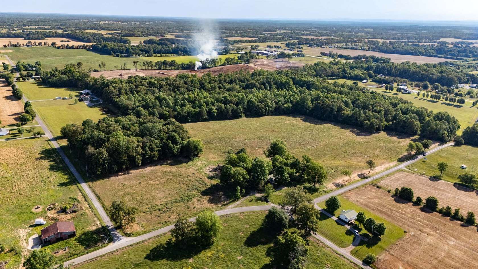 5 Acres of Residential Land for Auction in Smithville, Tennessee
