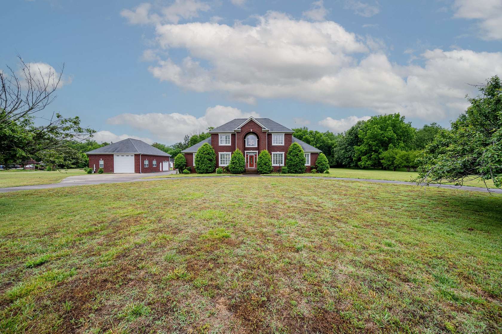 5 Acres of Land with Home for Sale in Murfreesboro, Tennessee