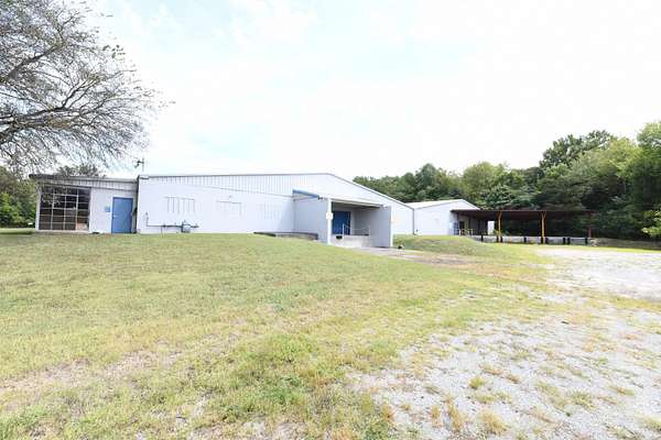 6 Acres of Improved Commercial Land for Lease in Spring City, Tennessee