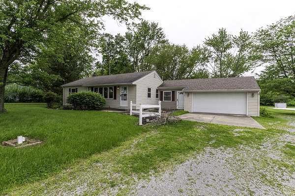 1.89 Acres of Land with Home for Sale in Fort Wayne, Indiana
