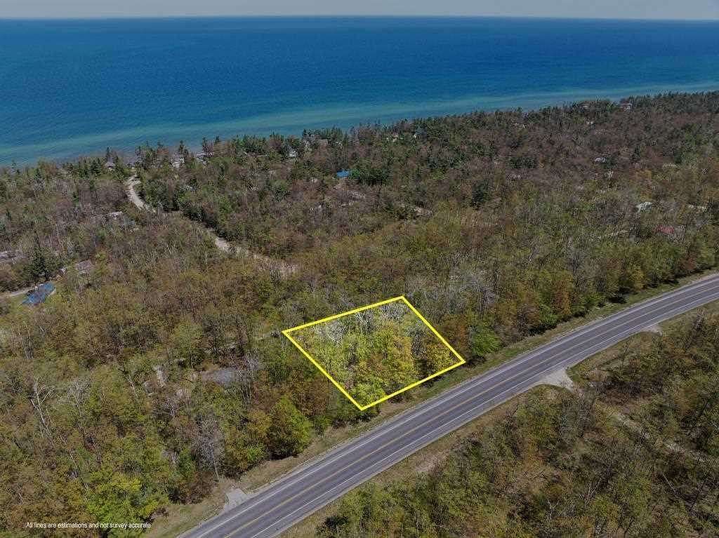 0.51 Acres of Land for Sale in Cheboygan, Michigan