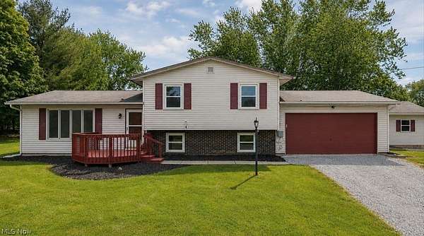 2.1 Acres of Land with Home for Sale in Alliance, Ohio