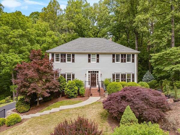 2.82 Acres of Land with Home for Sale in Roanoke, Virginia