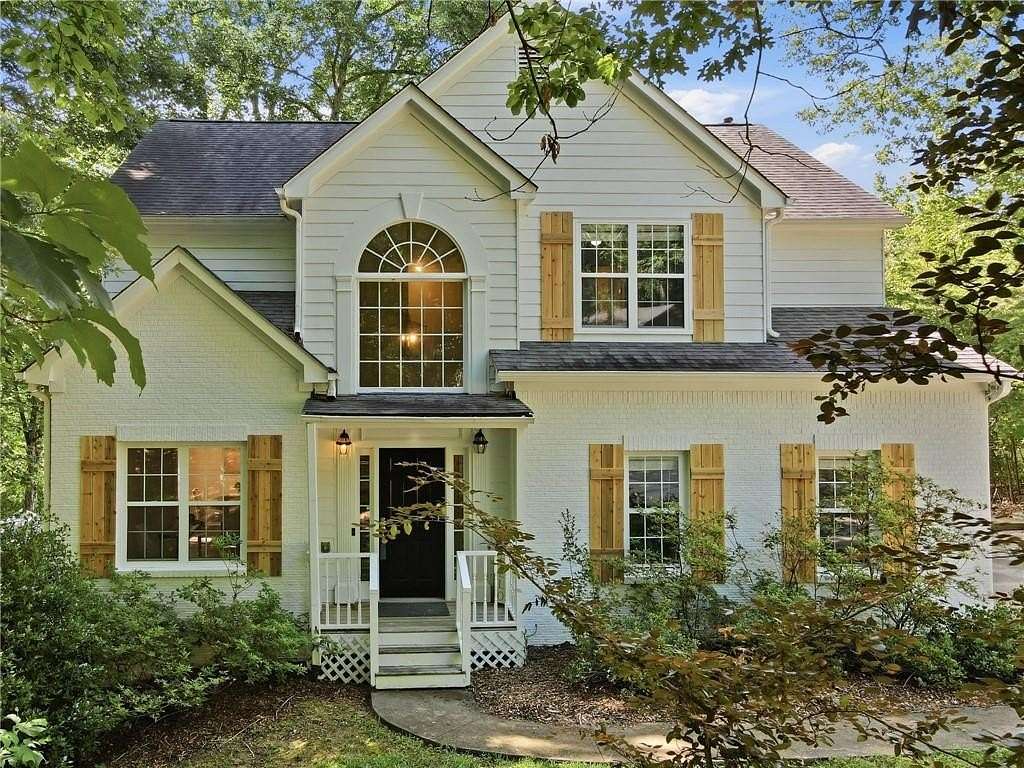 2.85 Acres of Land with Home for Sale in Cumming, Georgia