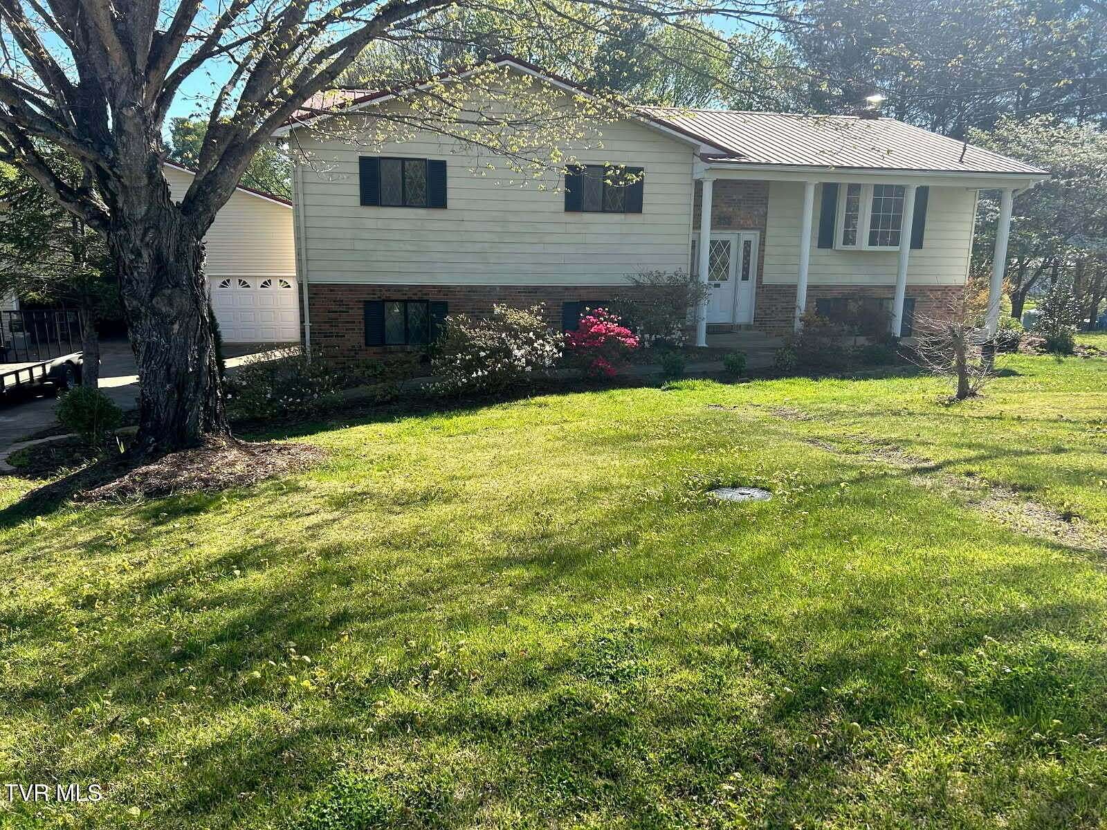 1.78 Acres of Land with Home for Sale in Greeneville, Tennessee