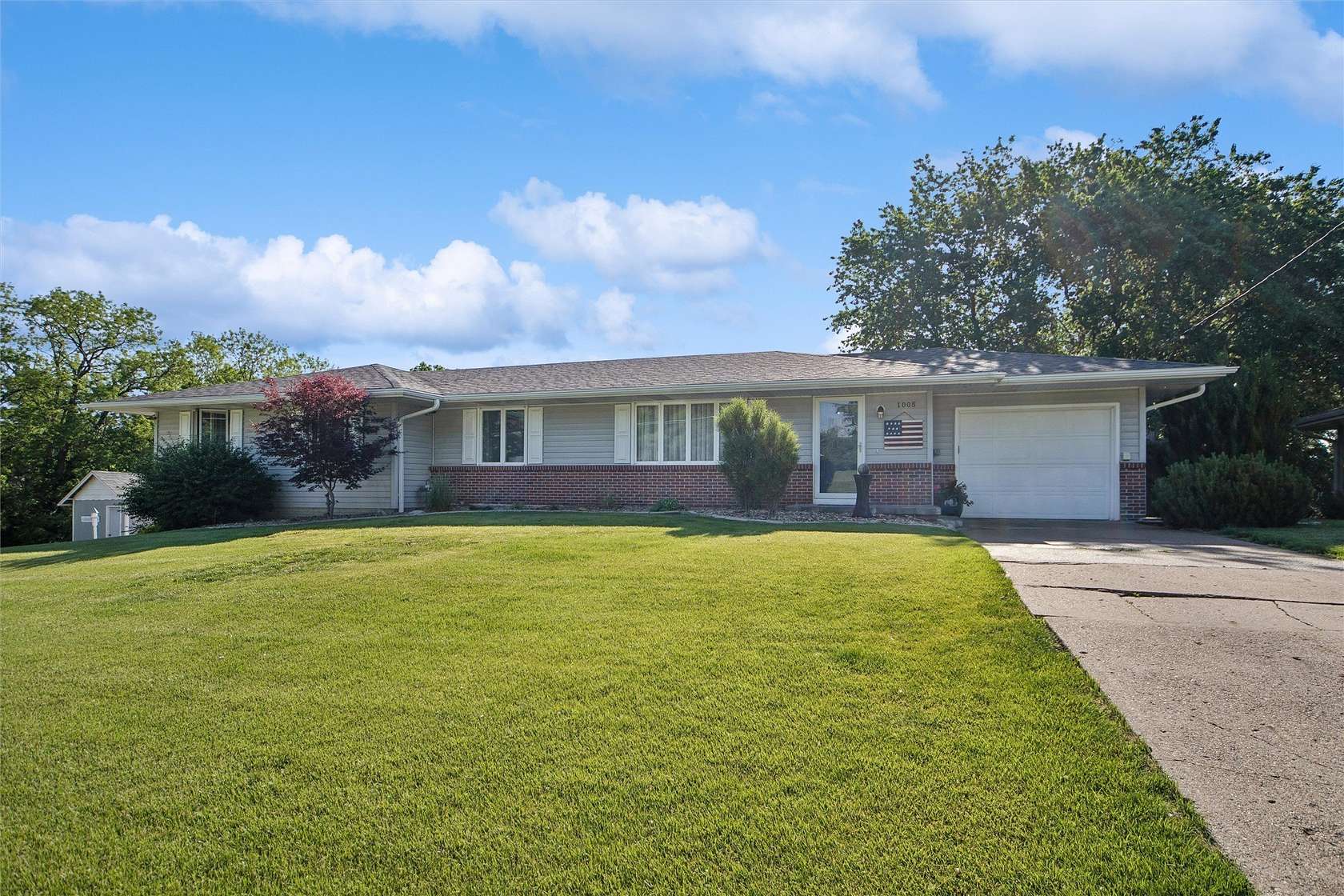2.4 Acres of Land with Home for Sale in Knoxville, Iowa